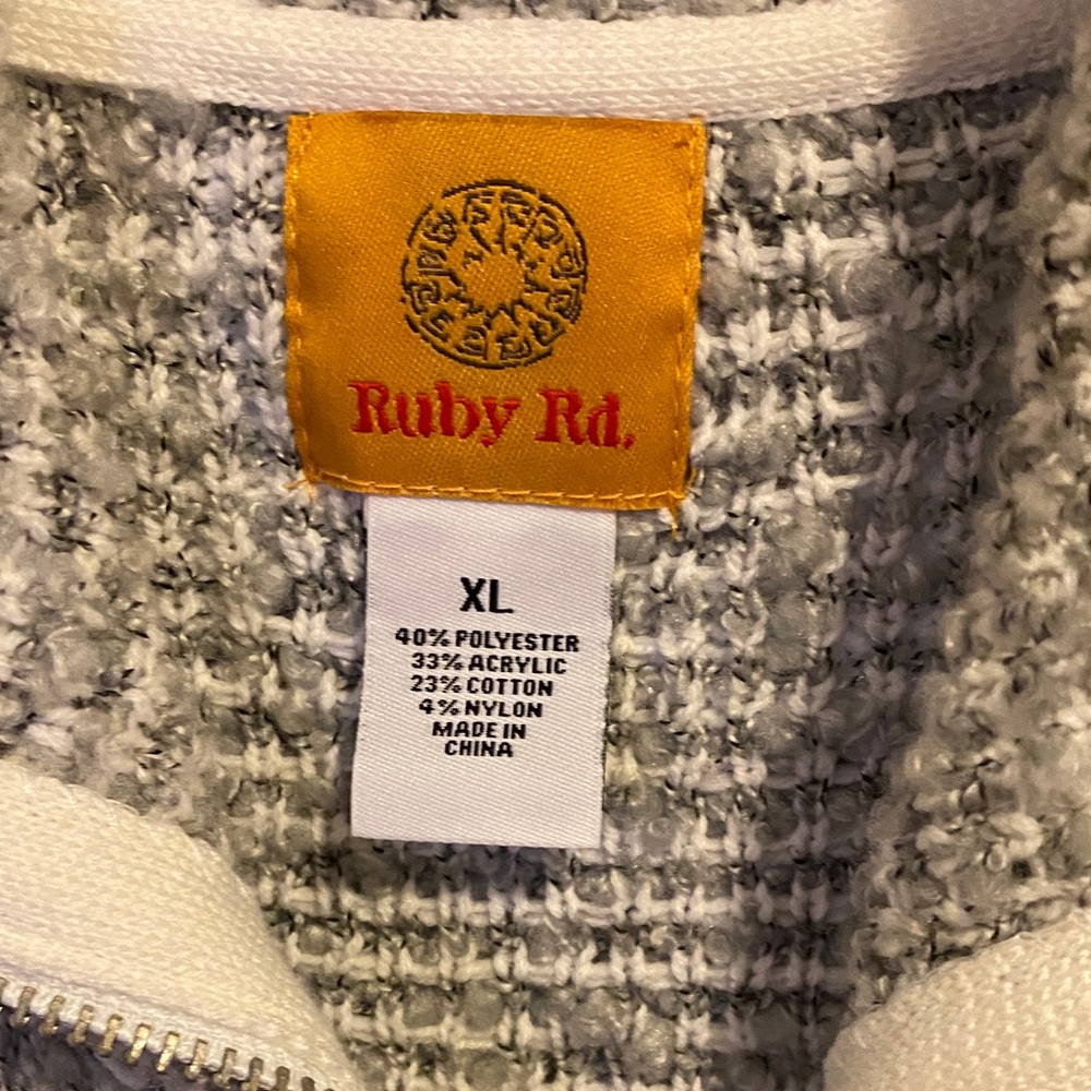 Ruby Rd. Textured Gray and White Sweater - Picture 2 of 6
